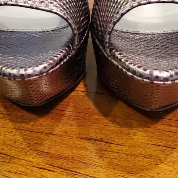 Sergio Rossi pewter heels - Picture 5 of 11